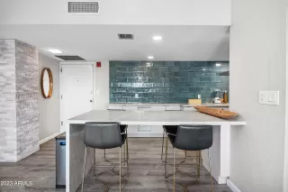 Photo #1: 6557027 Listing 