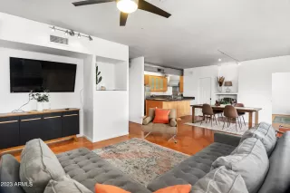 Photo #2: 6557030 Listing