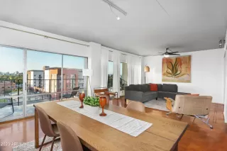 Photo #3: 6557030 Listing