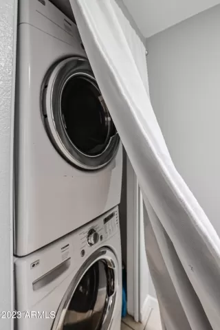 Photo #5: 6557075 Listing