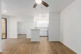 Photo #2: 6557215 Listing