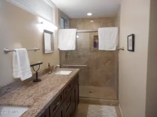 Photo #4: 6557246 Listing 