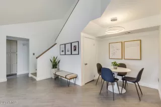 Photo #6: 6557279 Listing