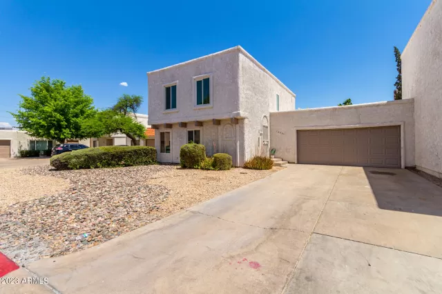 MLS: 6557299 Condo For Sale