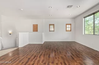 Photo #6: 6557321 Listing