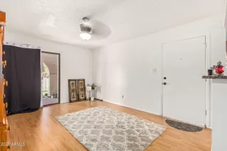 Photo #6: 6557328 Listing