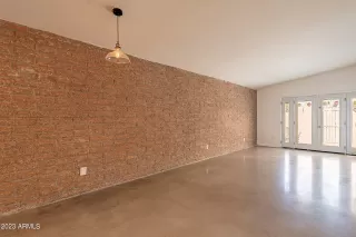 Photo #2: 6557391 Listing 