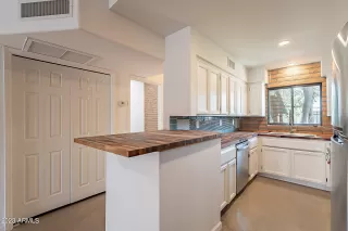 Photo #3: 6557391 Listing 