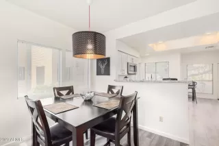 Photo #2: 6557558 Listing