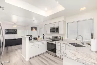 Photo #5: 6557558 Listing