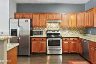 Photo #2: 6557565 Listing