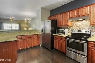 Photo #4: 6557565 Listing