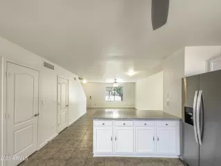 Photo #2: 6557574 Listing