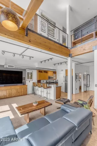 Photo #6: 6557662 Listing 