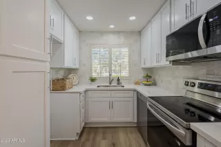 Photo #4: 6557973 Listing 