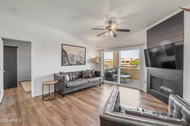 MLS: 6557996 Condo For Sale