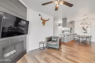 Photo #2: 6557996 Listing