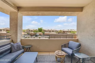 Photo #3: 6557996 Listing