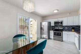 Photo #5: 6558139 Listing 
