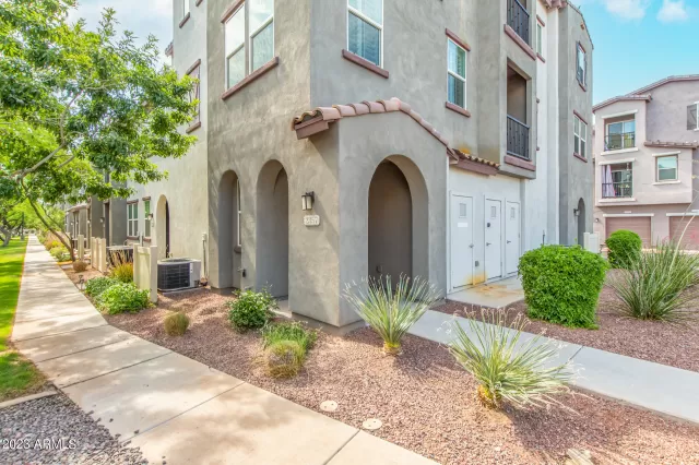 MLS: 6558223 Condo For Sale