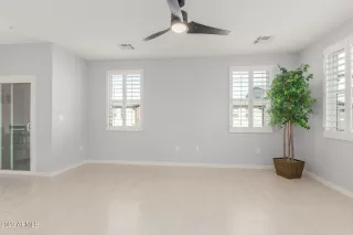 Photo #3: 6558223 Listing