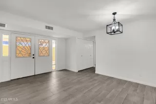 Photo #6: 6558226 Listing