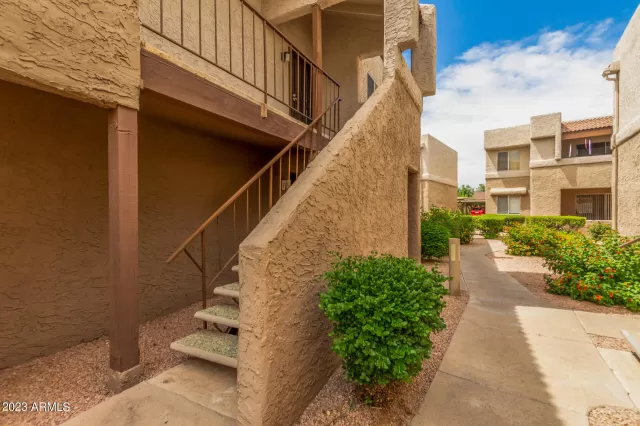 MLS: 6558228 Condo For Sale