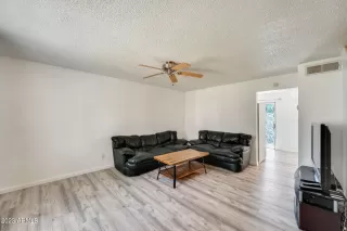 Photo #4: 6558232 Listing 