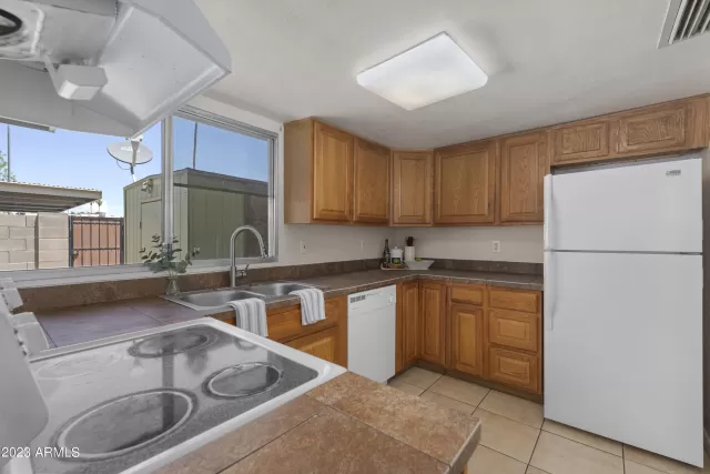 MLS: 6558234 Condo For Sale