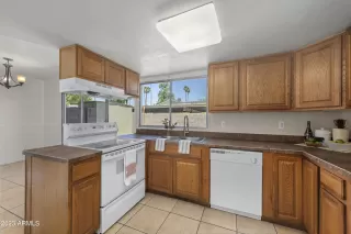 Photo #2: 6558234 Listing