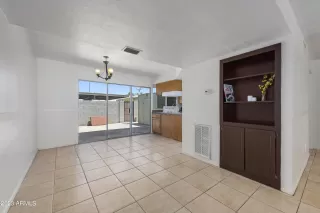 Photo #4: 6558234 Listing