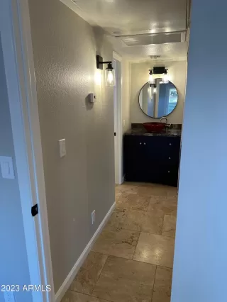 Photo #4: 6558284 Listing