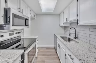 Photo #5: 6558296 Listing 