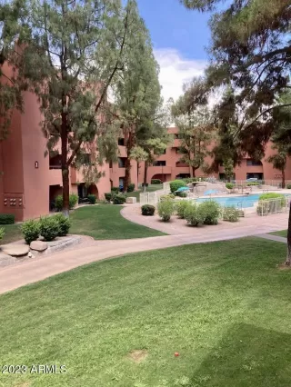 Photo #4: 6558440 Listing 