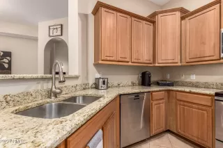 Photo #6: 6558454 Listing