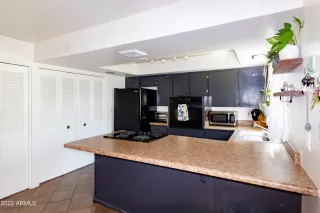 Photo #4: 6558463 Listing 