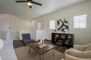 Photo #6: 6558600 Listing 