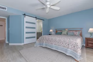 Photo #4: 6558635 Listing