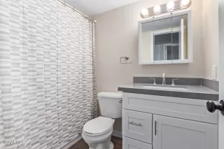 Photo #5: 6558696 Listing