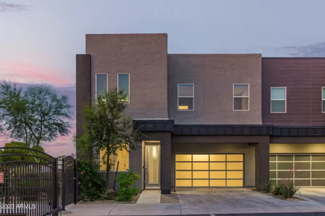 MLS: 6558734 Condo For Sale