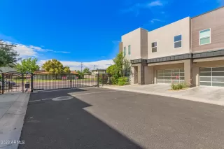 Photo #3: 6558734 Listing