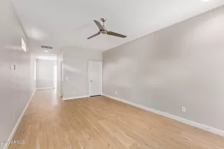 Photo #5: 6558734 Listing