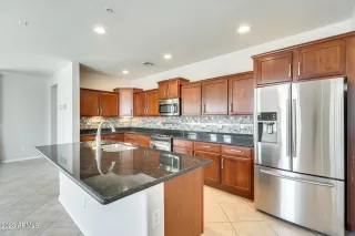 Photo #1: 6558795 Listing