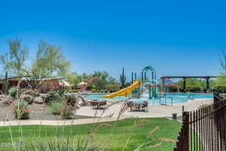 Photo #4: 6558795 Listing