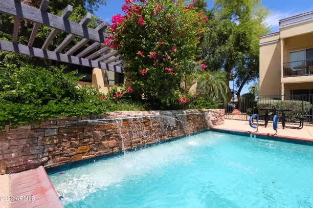 MLS: 6558816 Condo For Sale