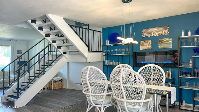 MLS: 6559078 Condo For Sale