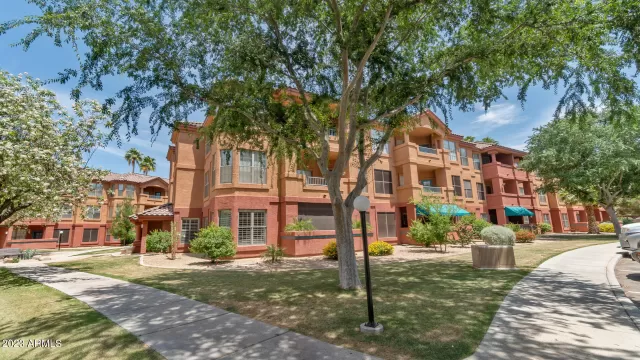 MLS: 6559131 Condo For Sale