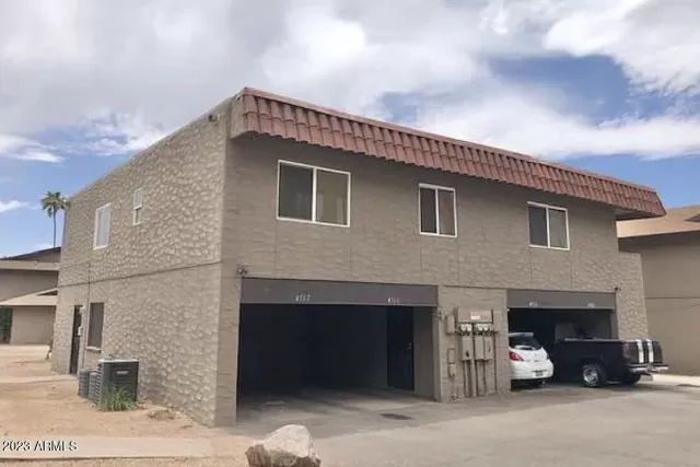 MLS: 6559155 Condo For Sale