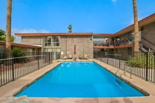 Photo #1: 6559167 Listing