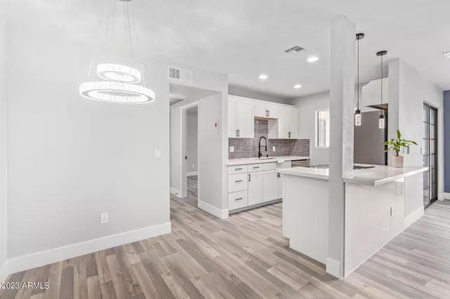 MLS: 6559285 Condo For Sale